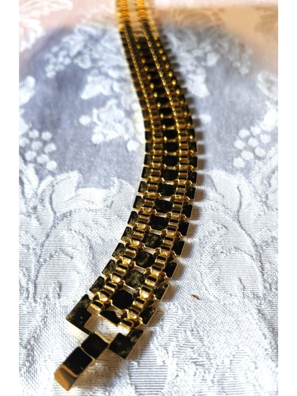 Vintage 1980s Gold Tone Serpentine Necklace Honeycomb Design - Picture 5 of 6